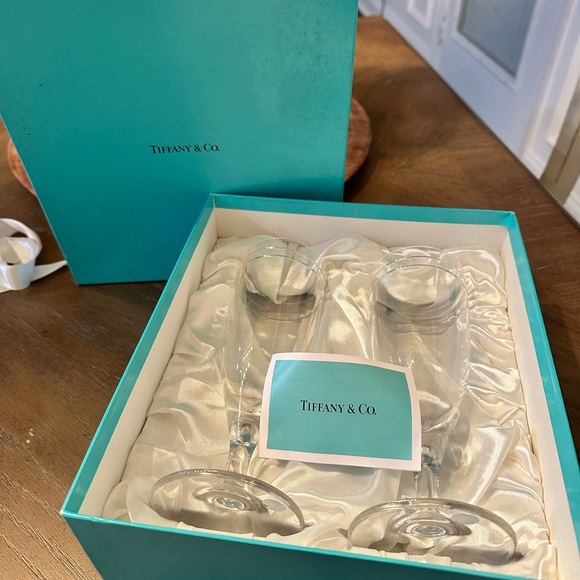 Tiffany & Co. Crystal champagne Flutes with Box - Picture 5 of 10